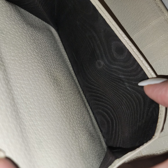 Authentic Gucci wallet - Picture 9 of 10